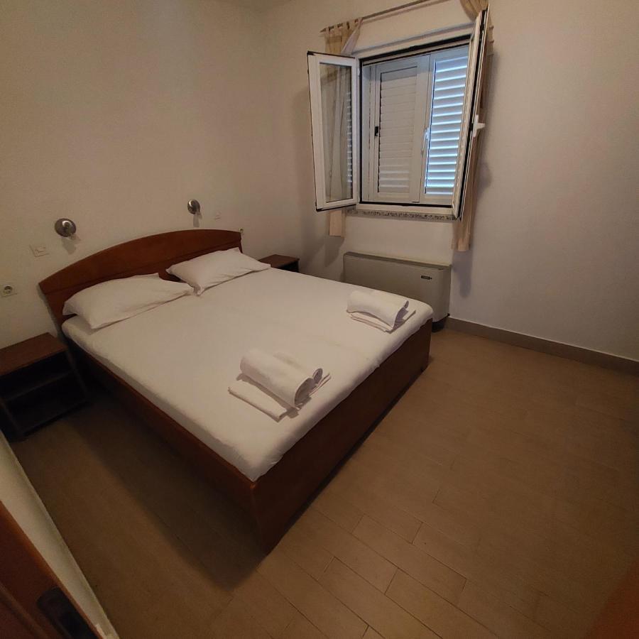 Velun Apartmani ภายนอก รูปภาพ